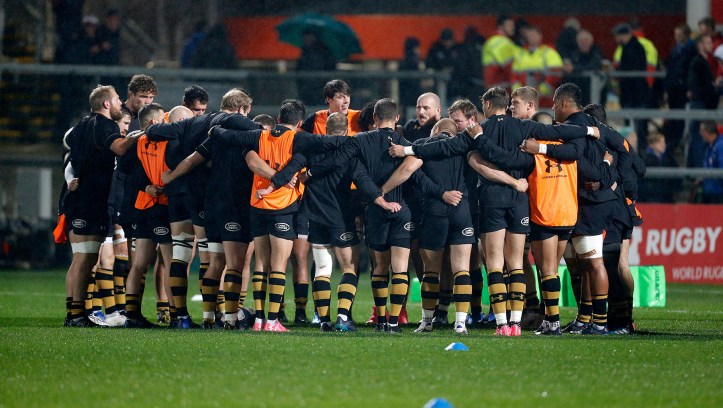european-team-huddle-2.jpg